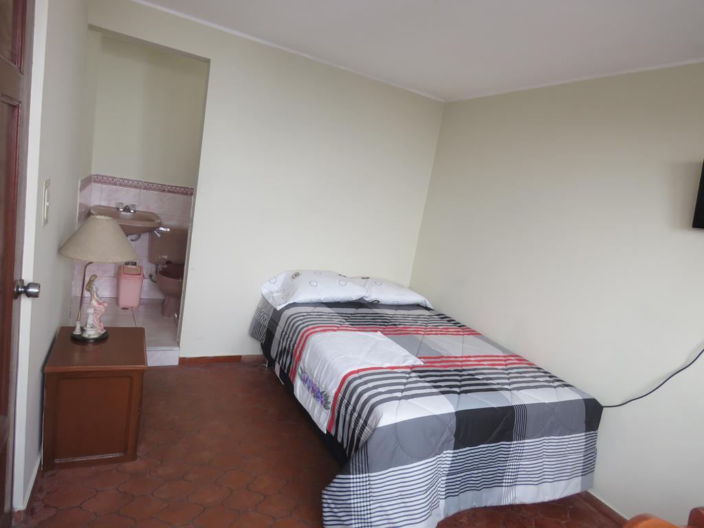 Habitación en casa particular De Jorge Edinson