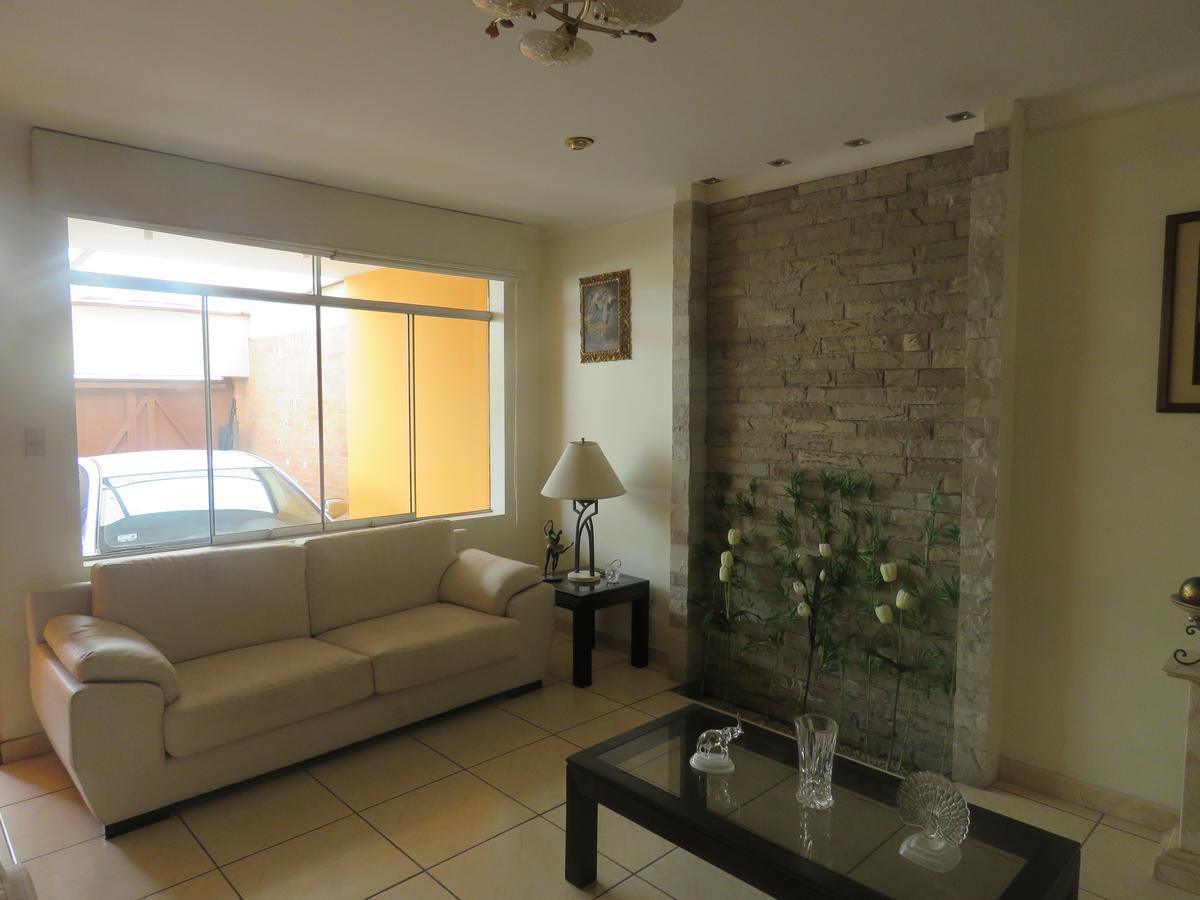Habitación en casa particular De Jorge Edinson