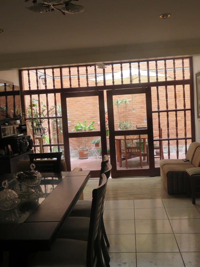 De Jorge Edinson * Lima